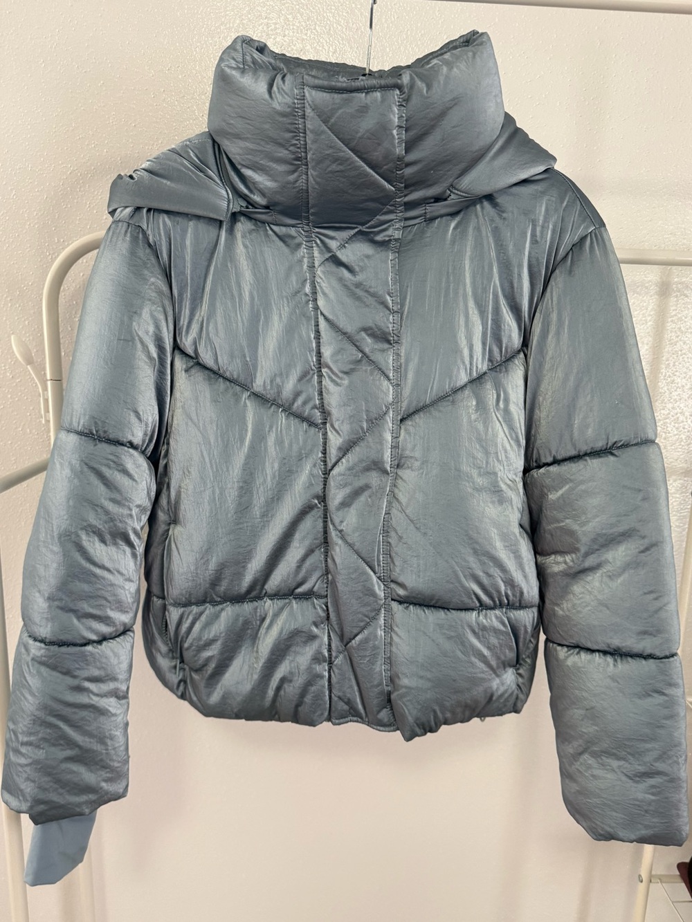 GAP ColdControl Max Short Puffer Jacket - Picture 11 of 11